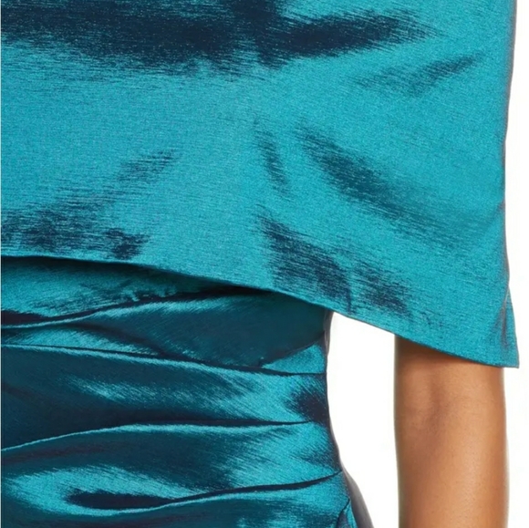 Vince Camuto Off the Shoulder Gown - Picture 8 of 9